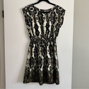 Dots Sleeveless Patterned Dress